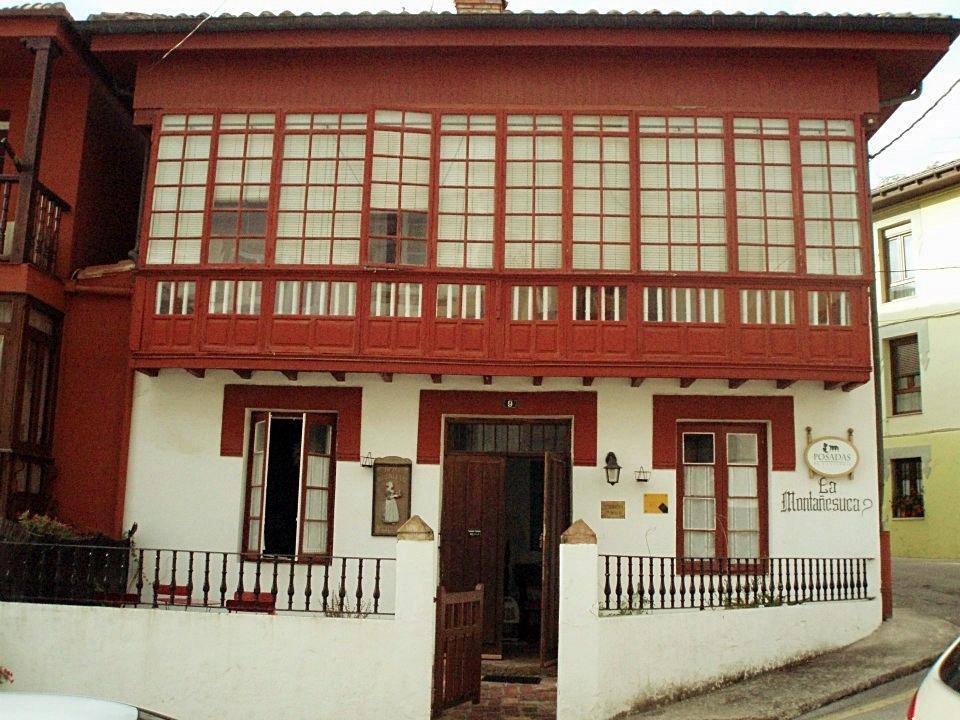 La Montanesuca Hotel Comillas Exterior photo